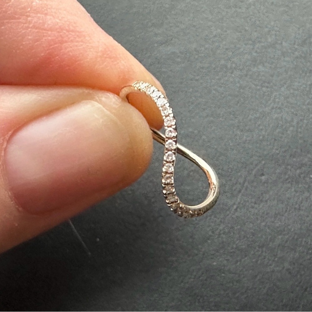 Mejuri Diamond Stacker Ring - Picture 3 of 3